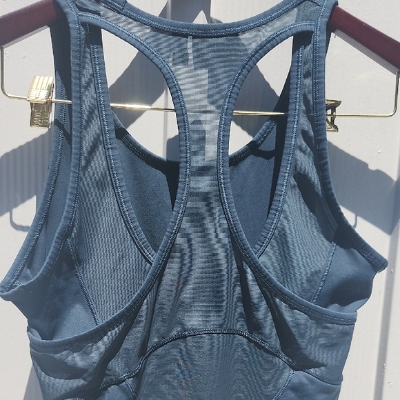 Athleta Fitted Blue Cut Out Tank Top - Picture 3 of 7